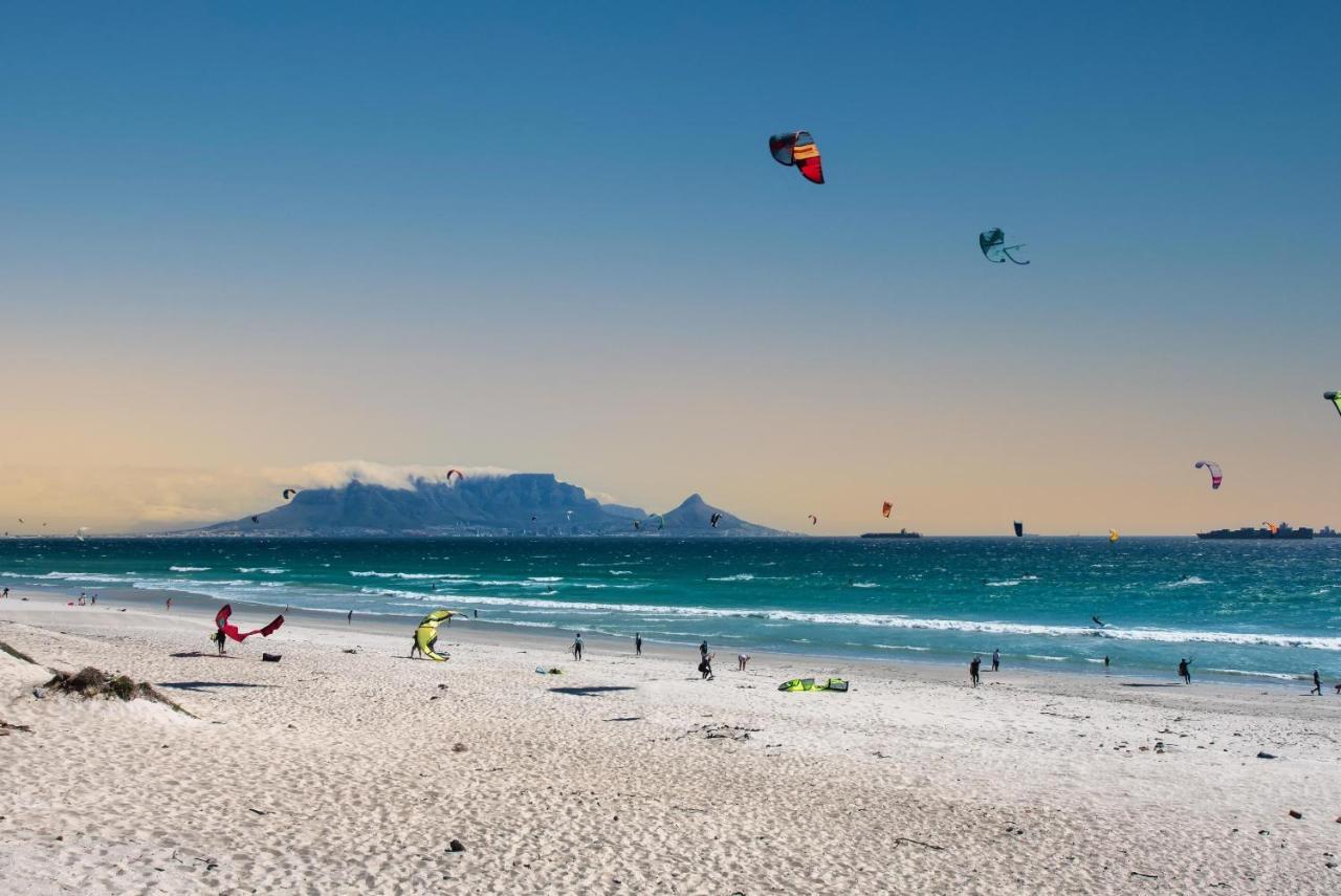 103 Lacabina Bloubergstrand Luaran gambar